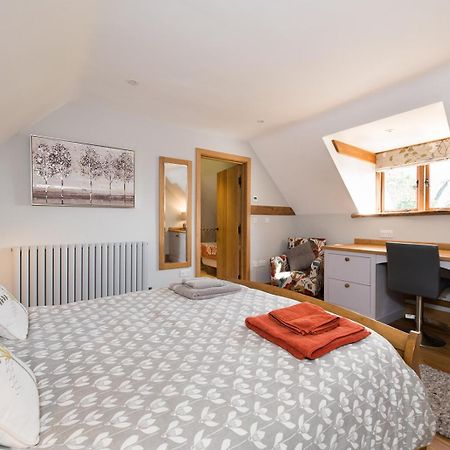 白金汉Exquisite Coach House Near Silverstone & Stowe公寓 外观 照片